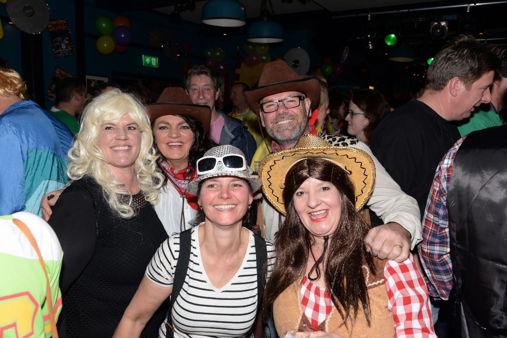 ../Images/Het feest van toen 'De Reunie' 100.jpg